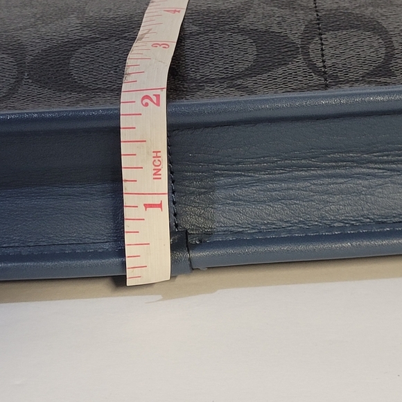 Coach Heritage Mens Crossbody - Picture 13 of 16